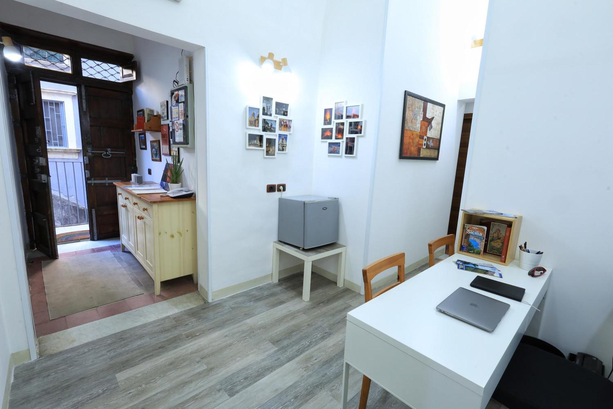 Cataneasy Rooms Exterior foto