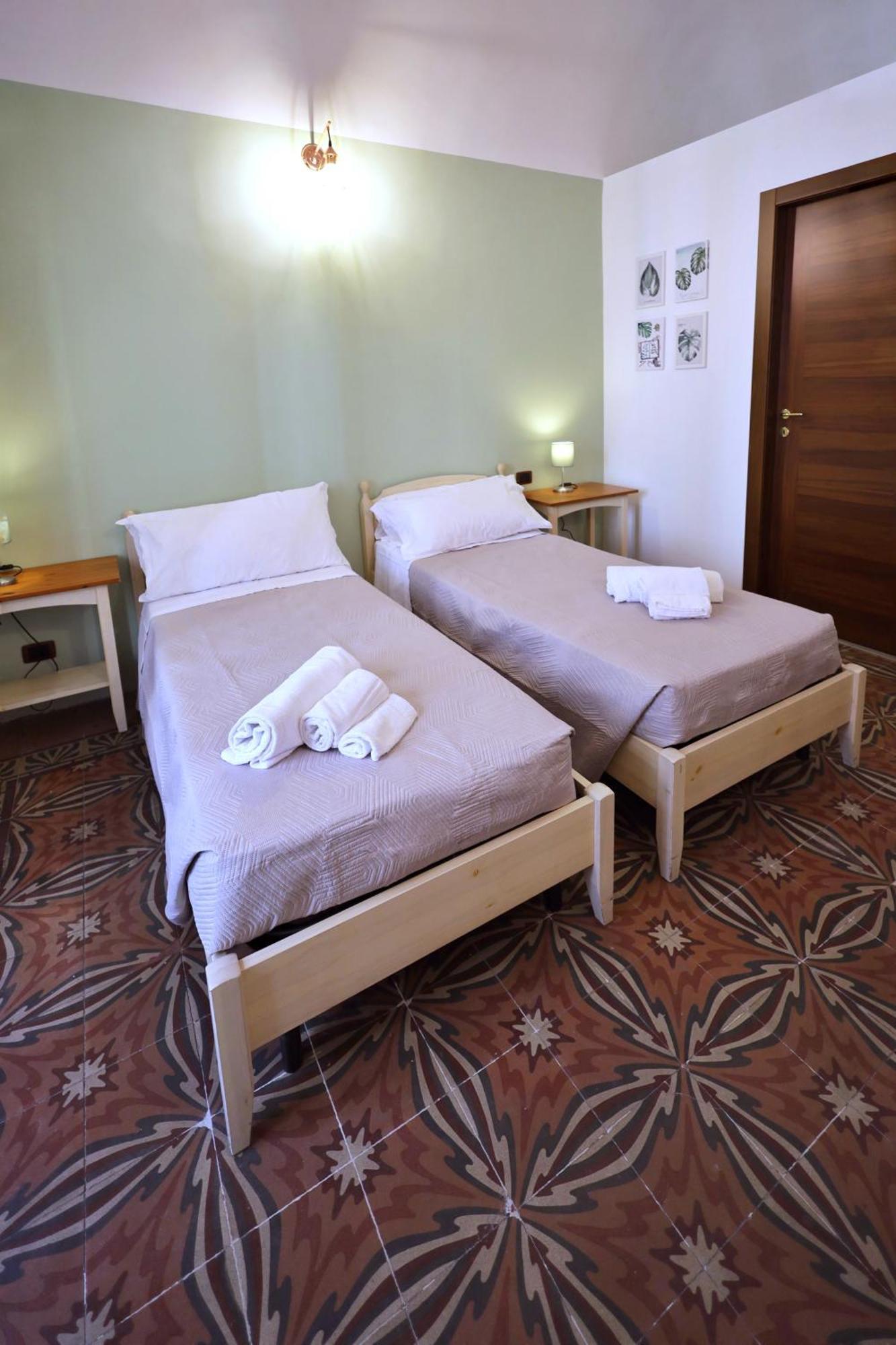 Cataneasy Rooms Exterior foto